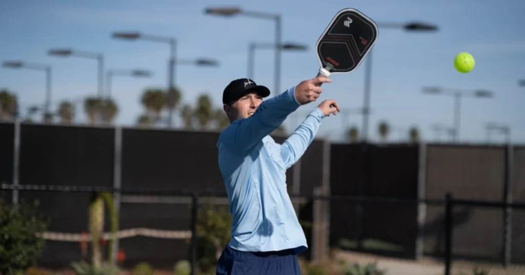 Indoor pickleball Faults During the Serve